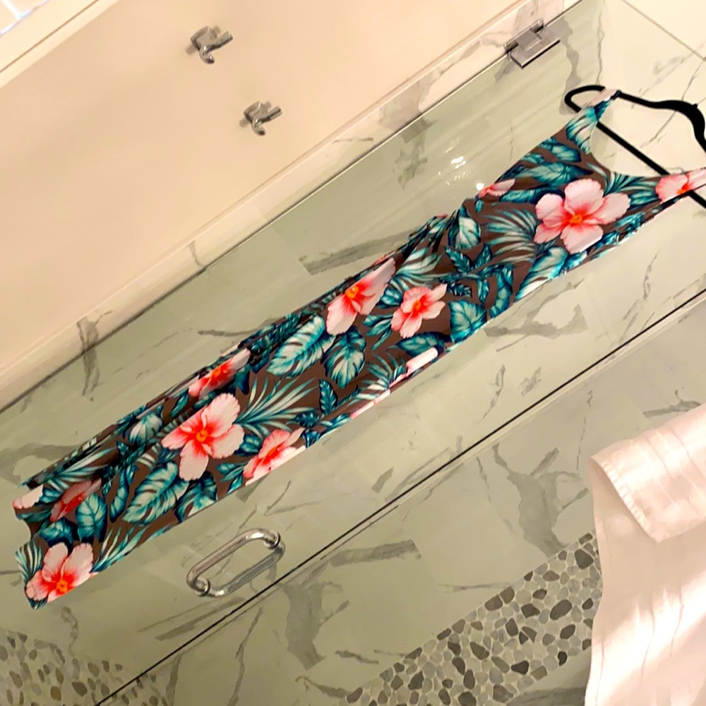 Xs super cute maxi dress